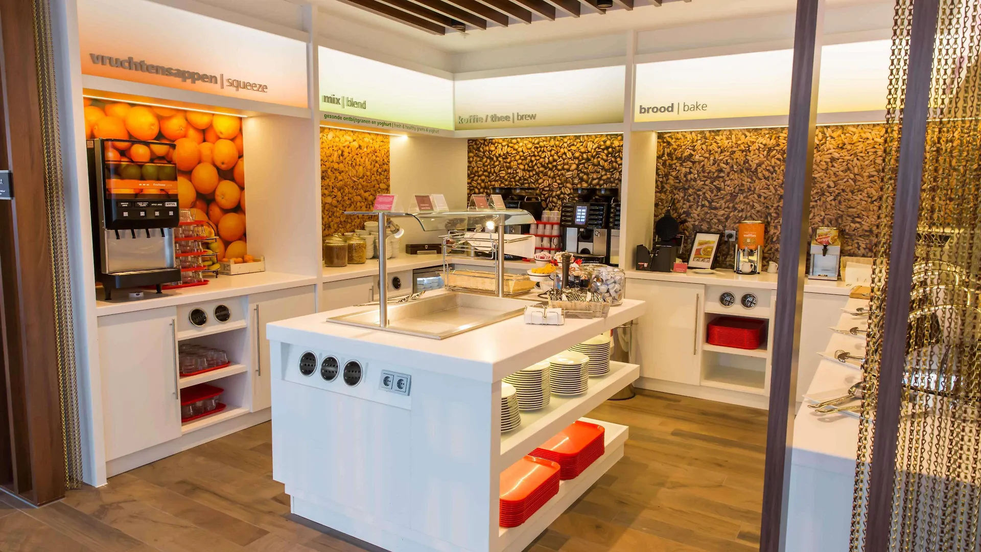Hampton By Hilton Amsterdam Centre East Hotell