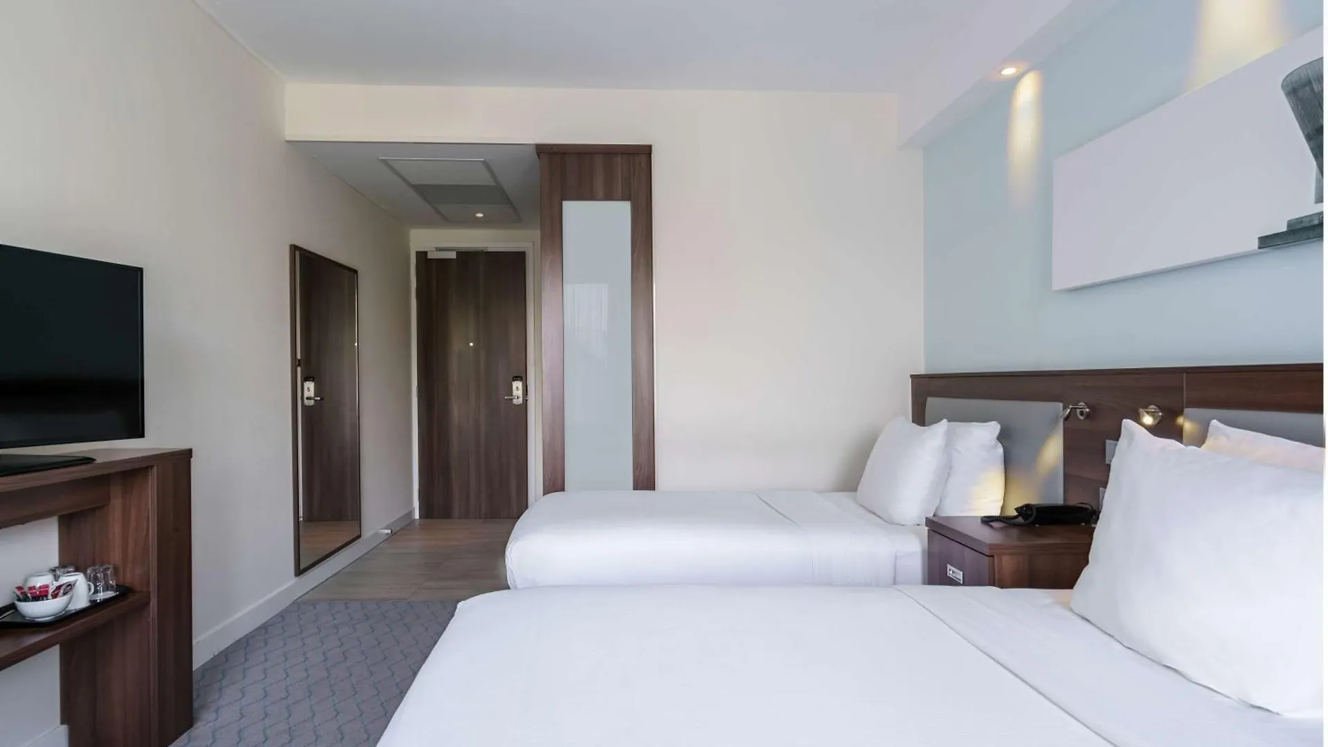 Hampton By Hilton Amsterdam Centre East Hotell 4*,