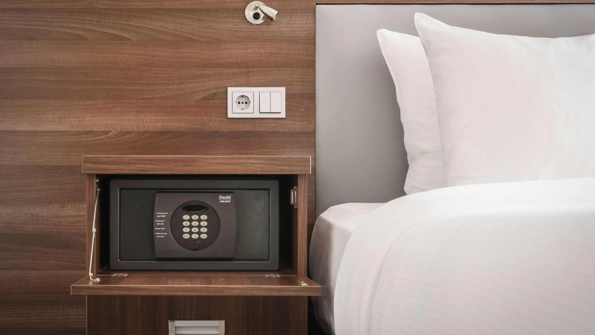 Hampton By Hilton Amsterdam Centre East Hotell
