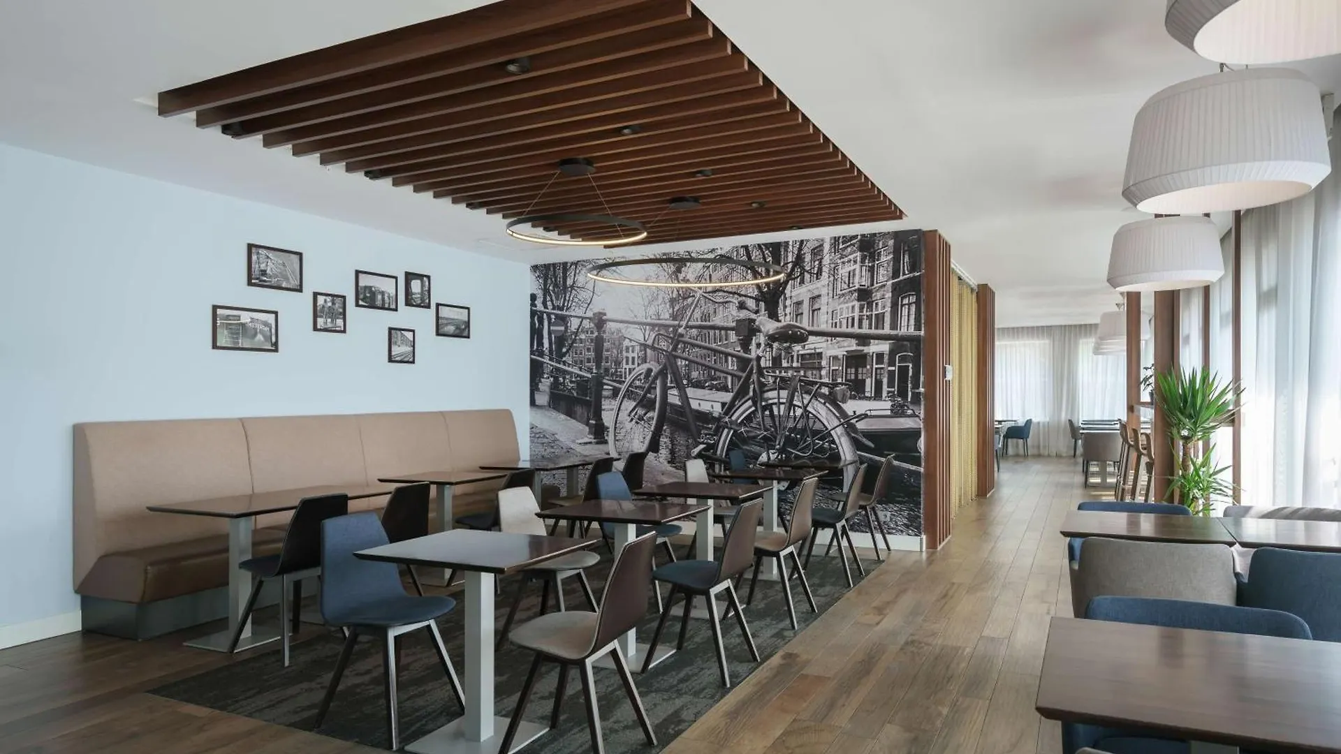Hampton By Hilton Amsterdam Centre East Hotell